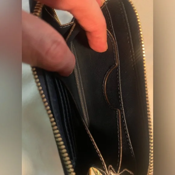 Michael Kors Saffiano Leather Wallet W Wristlet & Cellphone Slot! Navy W Gold - Picture 7 of 11